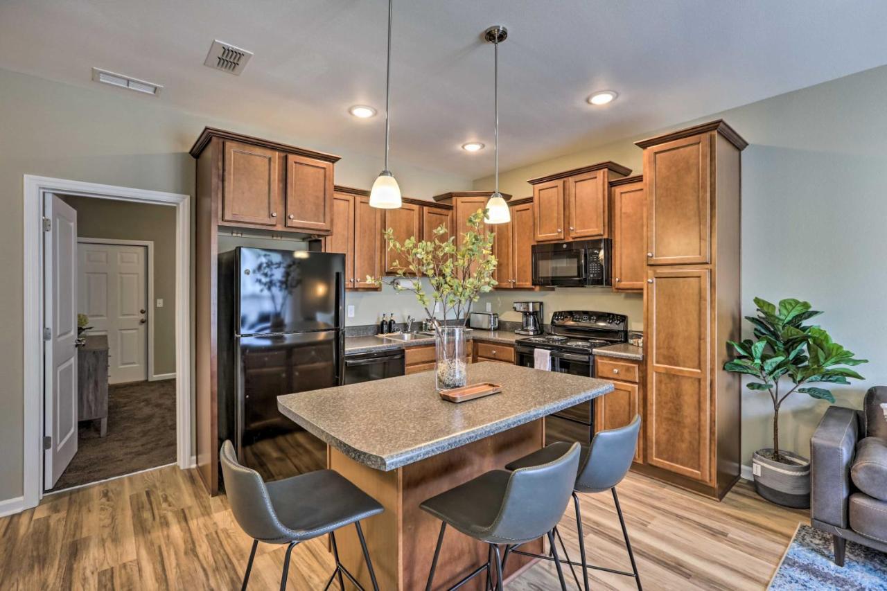 Ideally Located And Elegant Condo With Balcony! Tallahassee Eksteriør bilde